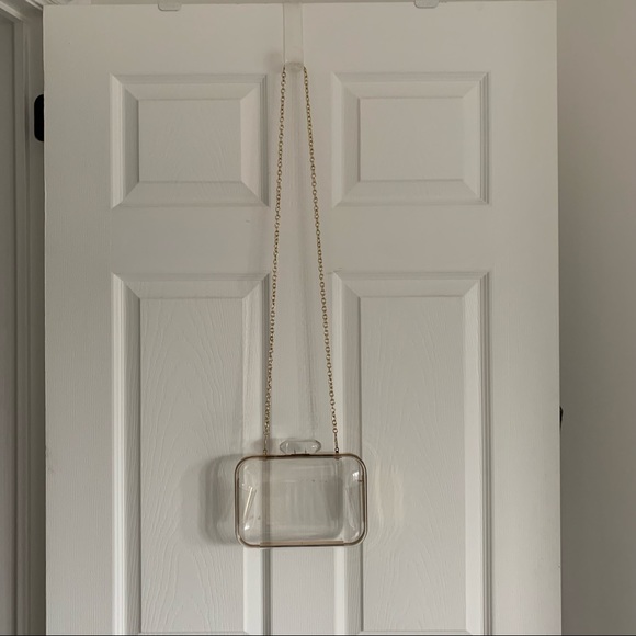 👝 Sturdy clear box purse with gold accents, chain and clasp - Picture 2 of 4